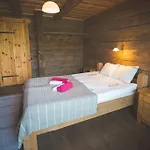 Village Suur Toell * Kuressaare