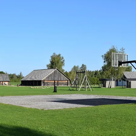 Village Suur Töll Tatil parkı *