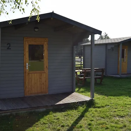 Village Suur Töll Tatil parkı