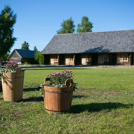 Village Suur Toell * Kuressaare