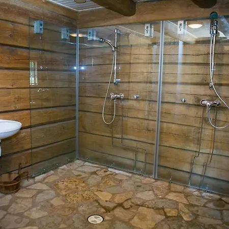 Village Suur Töll Tatil parkı *