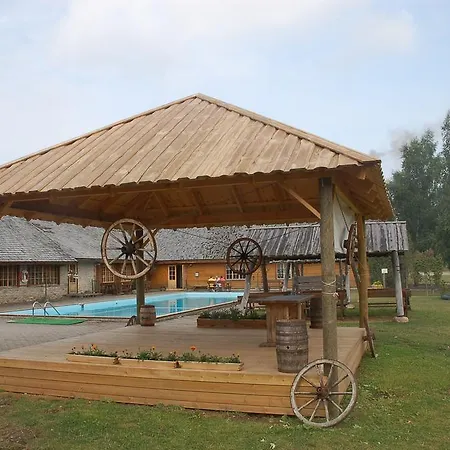 Village Suur Toell *