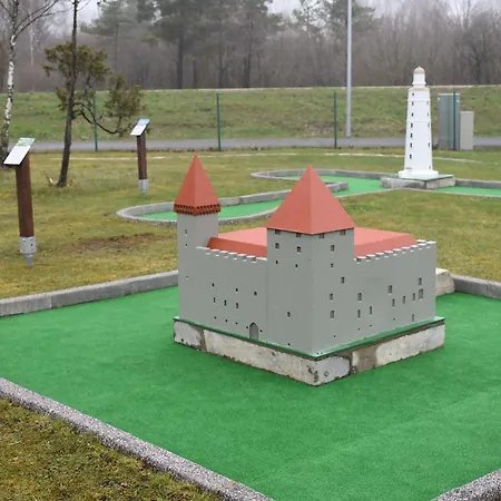 Village Suur Toell *