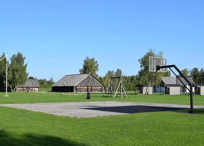 Village Suur Toell Kompleks wypoczynkowy *