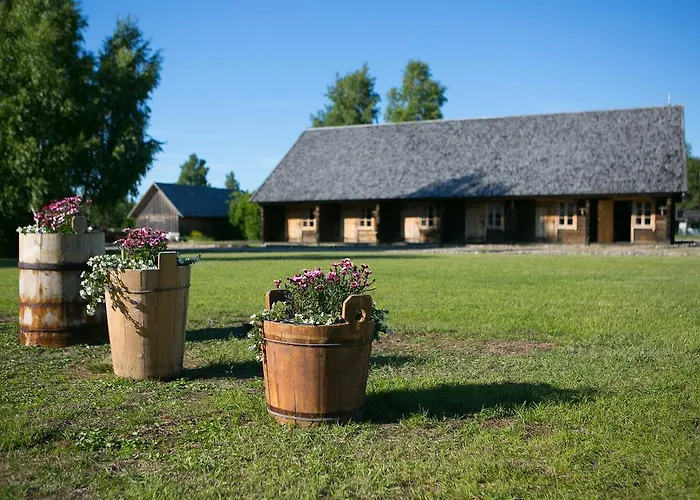 Village Suur Toell * Kuressaare