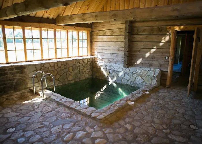 Village Suur Toell * Kuressaare