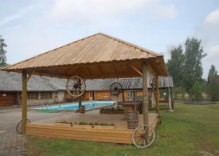 Village Suur Toell *