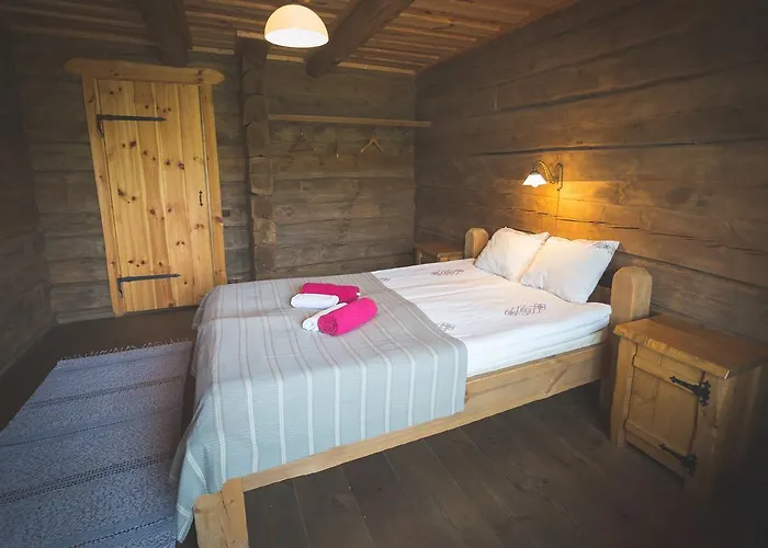 Village Suur Toell * Kuressaare