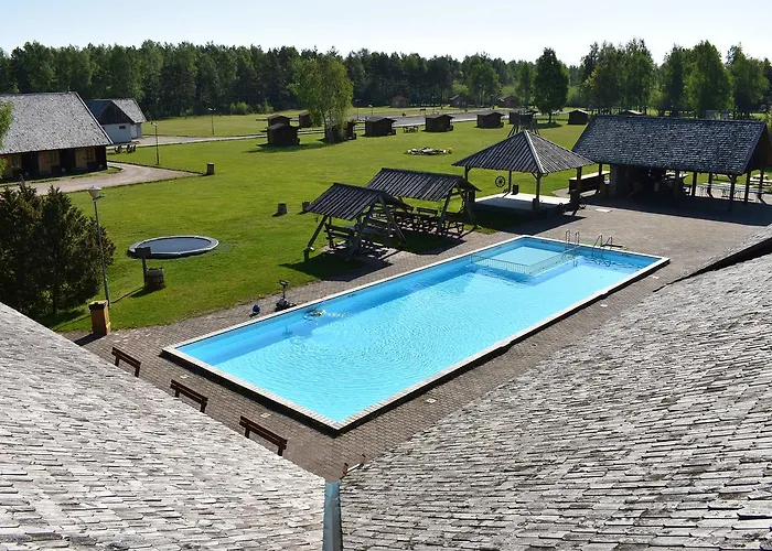 Village Suur Toell Kompleks wypoczynkowy *